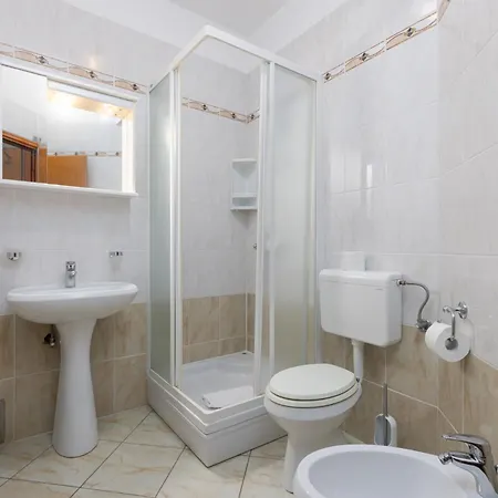 Studio With Kitchen And Terrace For Two People Apartment Funtana