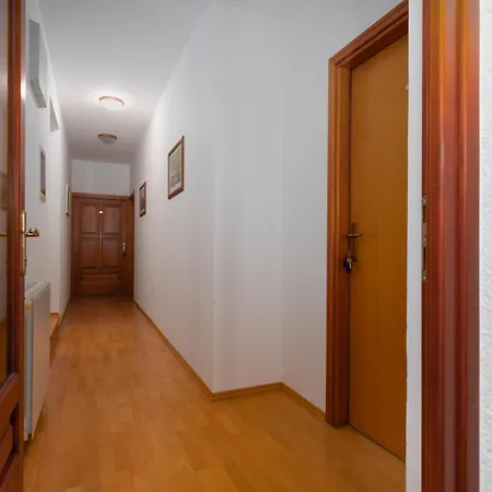 Apartman With Kitchen And Terrace For Two People