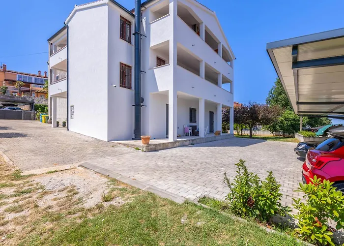 With Kitchen And Terrace For Two People *